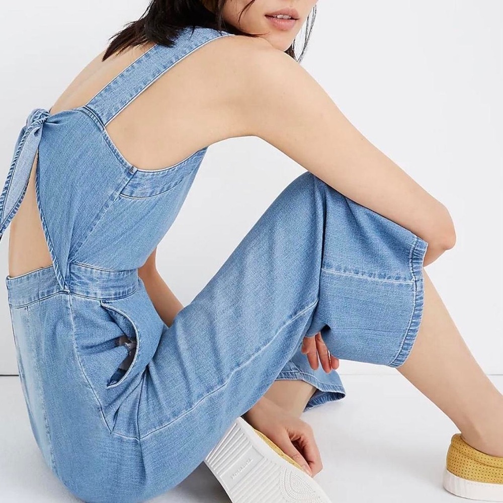 Madewell Light Blue Wide Cropped Denim Jumpsuit Overalls Bow Tie Open Back